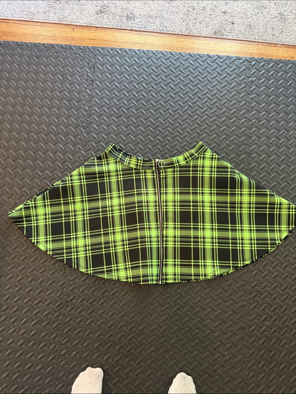 Hot Topic Neon Green and Black Plaid Mini Skater Skirt